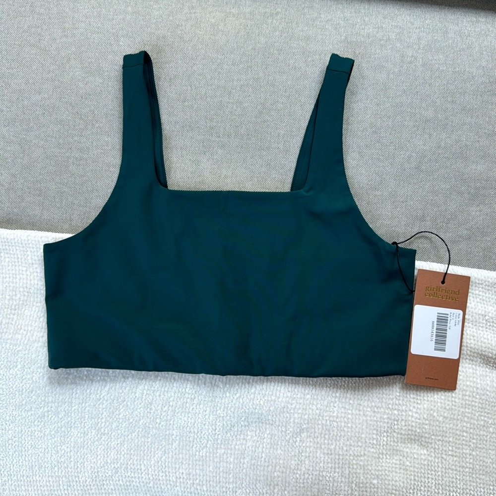 Sports bra
